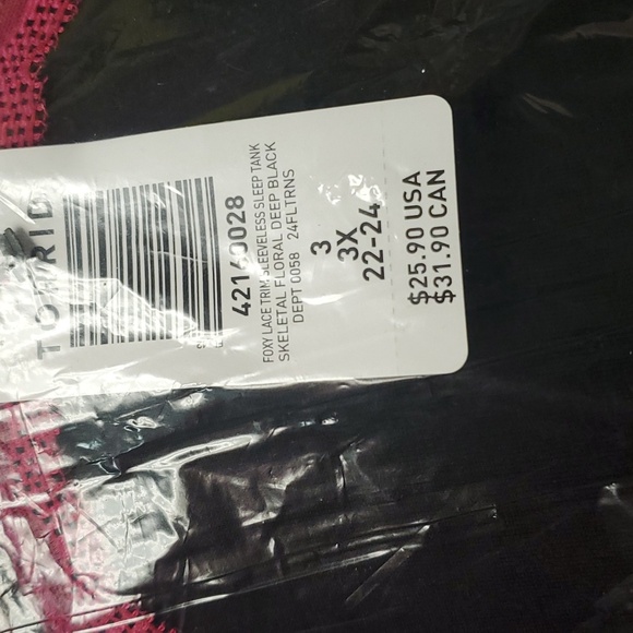 ❤️NWT VINTAGE TORRID SKELETON ROSE PRINT - FOXY LACE TRIM SLEEP TANK - PLUS SIZE - Picture 12 of 16
